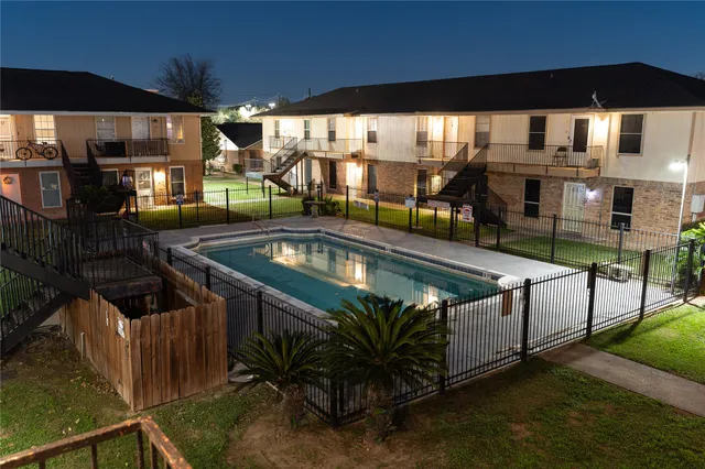 $63,000 | 3314 Burke Road, Unit 39, Pasadena, TX 77504