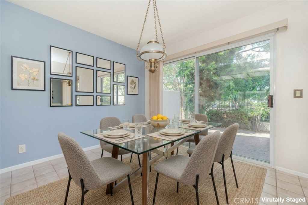 7 Del Rey, Unit 10 Irvine, CA 92612 - Photo 18 of 75 Virtually Staged Breakfast Nook