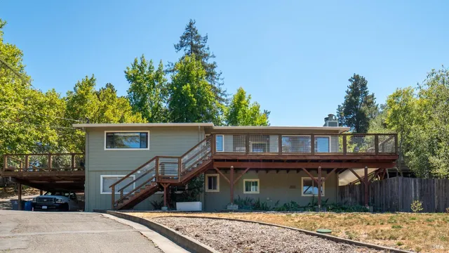 $3,300 | 6131 Batesole Drive, Santa Rosa, CA 95404