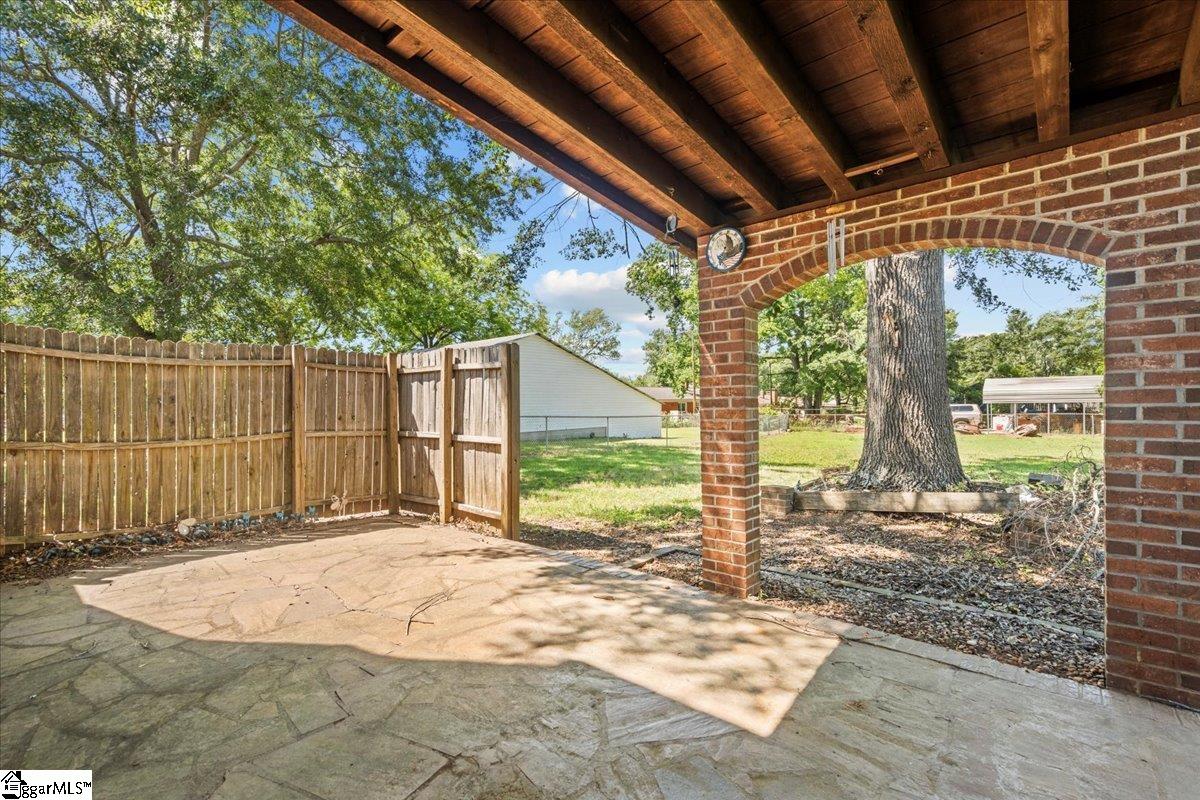 28 Saluda Dam Road Greenville, SC 29611 - Photo 24 of 31 Gallery Image 24