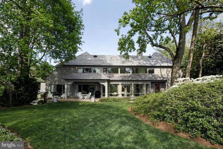 4872 Reservoir Road Northwest Washington, DC 20007 - Photo 11 of 24 Exterior (Rear)