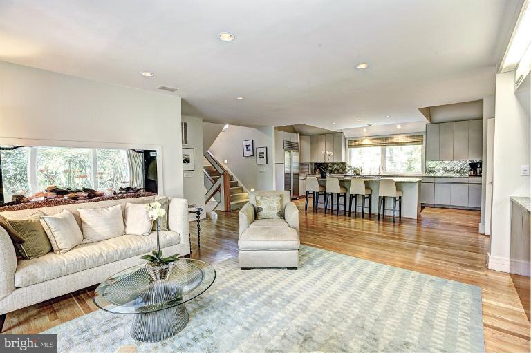4872 Reservoir Road Northwest Washington, DC 20007 - Photo 20 of 24 Family Room
