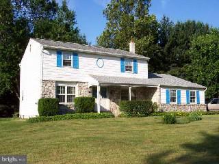 264 New Road Southampton, PA 18966 - Photo 1 of 6 Gallery Image 1