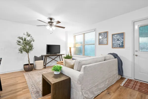 $1,495 | 917 Center Road, Unit C, Clarksville, TN 37042