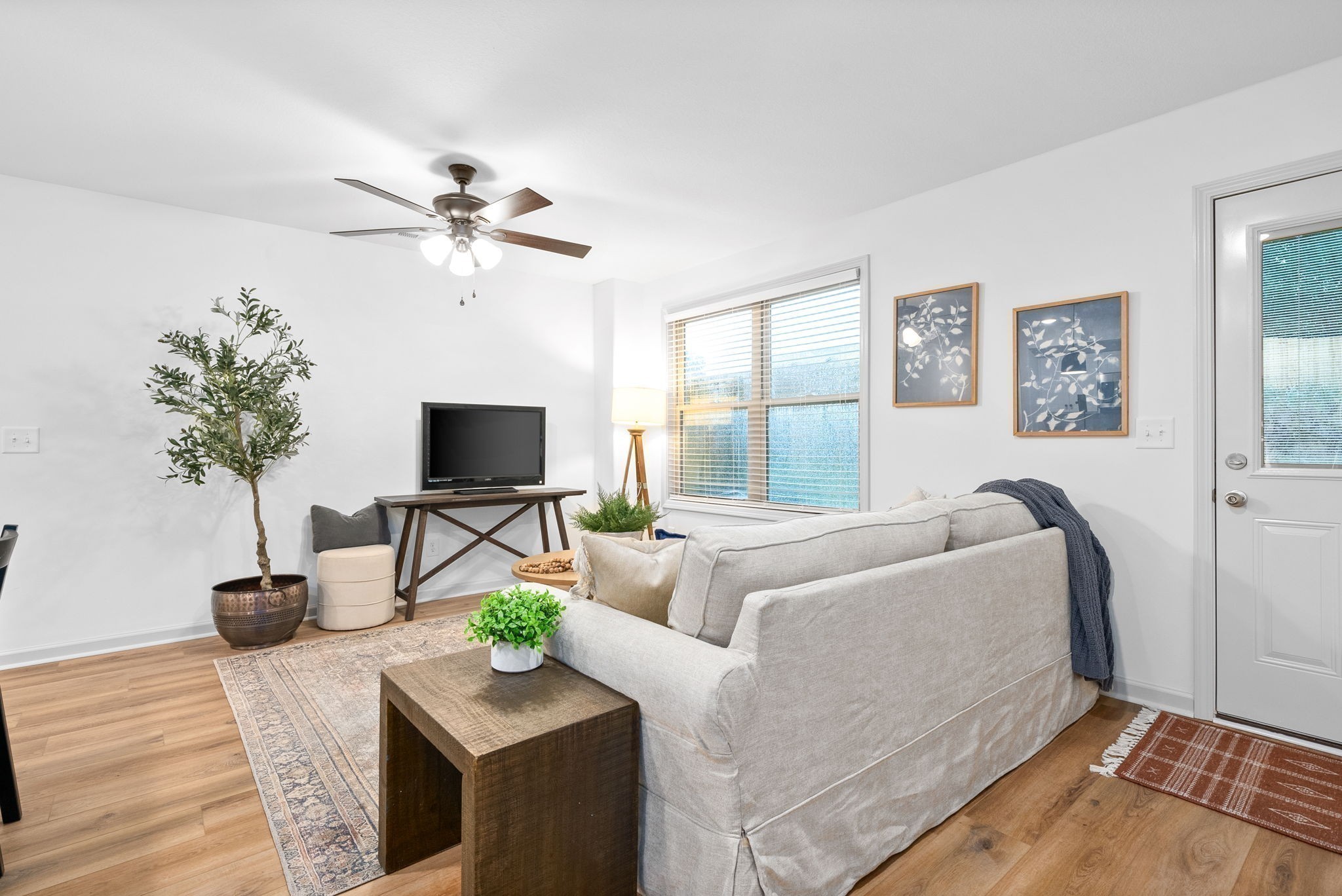 917 Center Road, Unit C Clarksville, TN 37042 - Photo 12 of 24