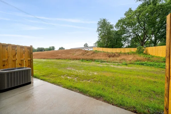 $1,495 | 917 Center Road, Unit C, Clarksville, TN 37042