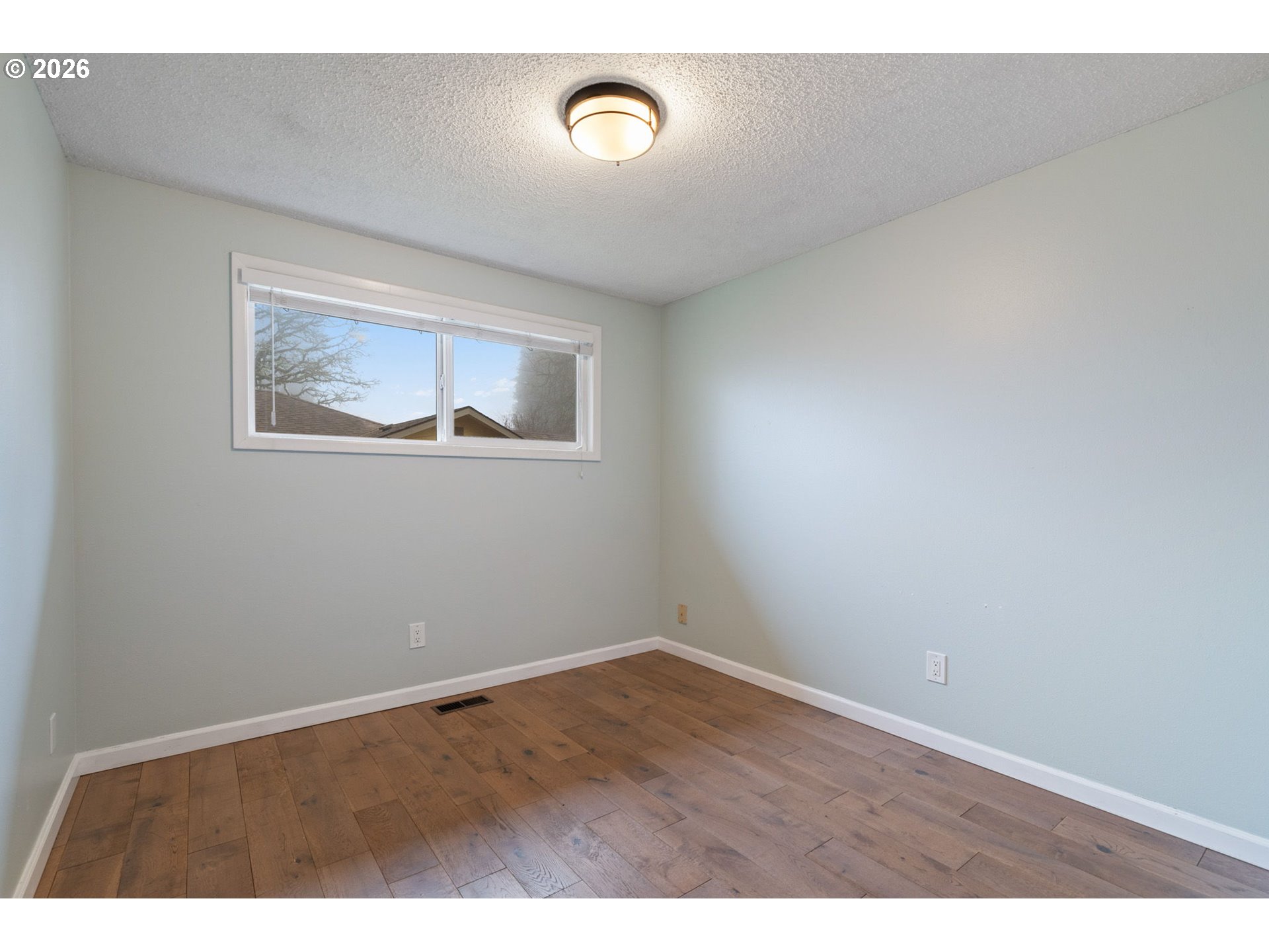 5546 Sinclair Street West Linn, OR 97068 - Photo 32 of 46 a view of an empty room with a window