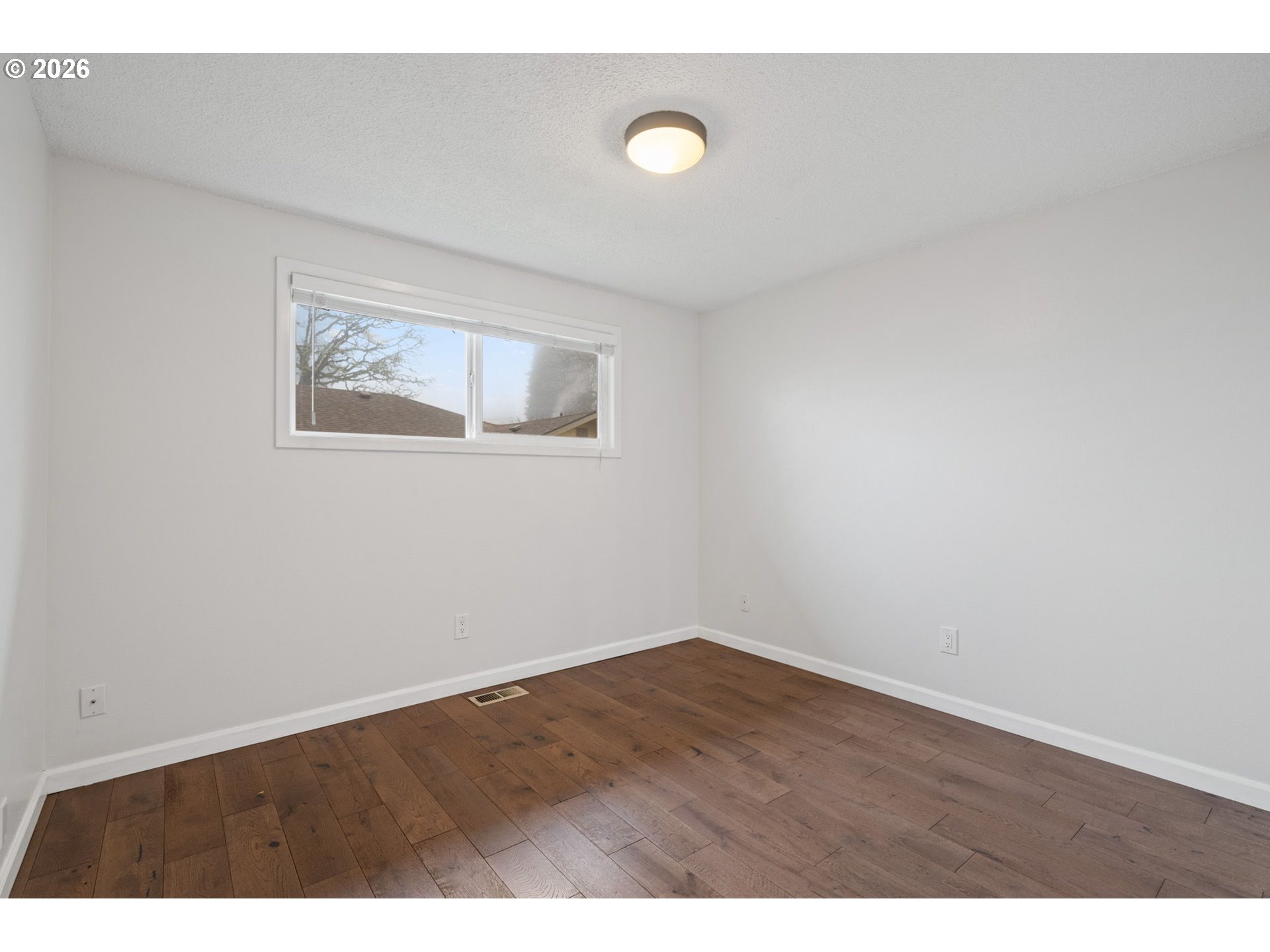 5546 Sinclair Street West Linn, OR 97068 - Photo 34 of 46 a view of an empty room