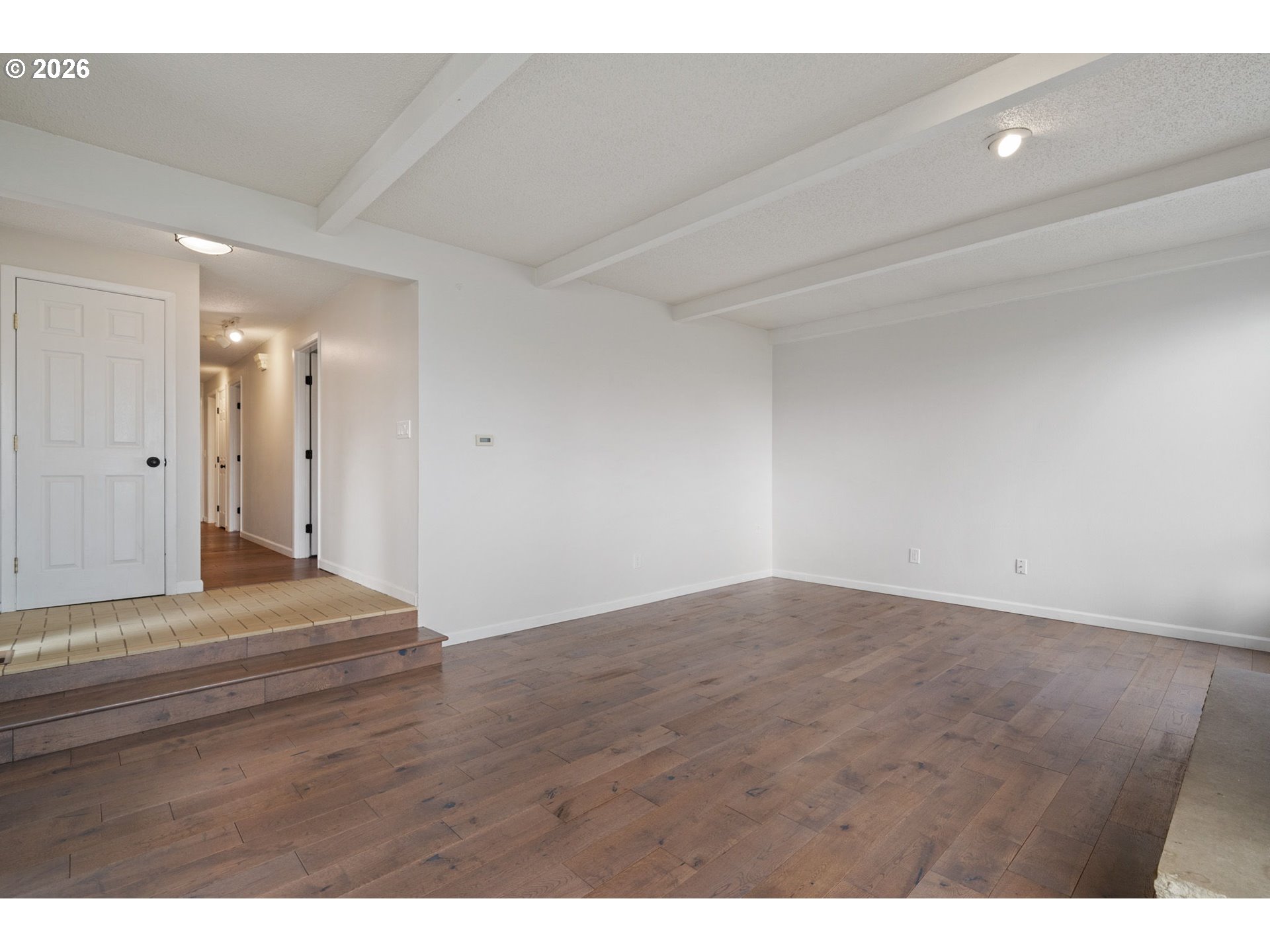 5546 Sinclair Street West Linn, OR 97068 - Photo 8 of 46 a view of an empty room