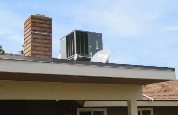 26681 Club Drive Madera, CA 93638 - Photo 37 of 41 a close up of a mirror