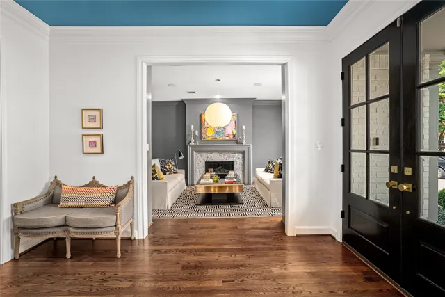 $2,775,000 | 5527 Briar Drive, Houston, TX 77056