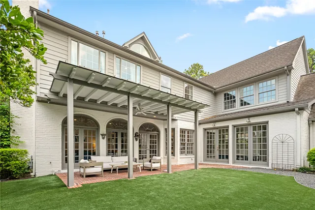 $2,775,000 | 5527 Briar Drive, Houston, TX 77056