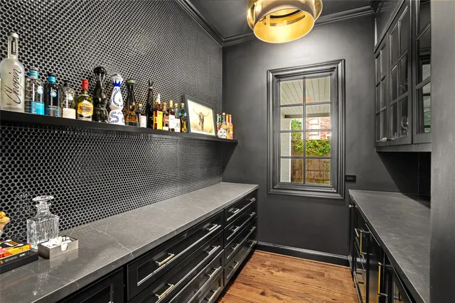 $2,775,000 | 5527 Briar Drive, Houston, TX 77056