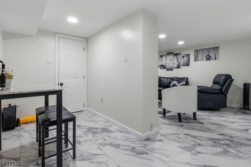 103 Rutherford Place North Arlington, NJ 07031 - Photo 12 of 16