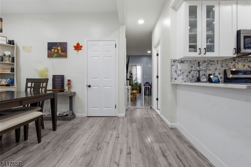 103 Rutherford Place North Arlington, NJ 07031 - Photo 2 of 16