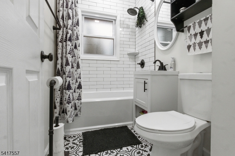 103 Rutherford Place North Arlington, NJ 07031 - Photo 5 of 16