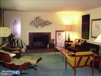 71 North Mill Road Princeton Junction, NJ 08550 - Photo 4 of 6 Living Room
