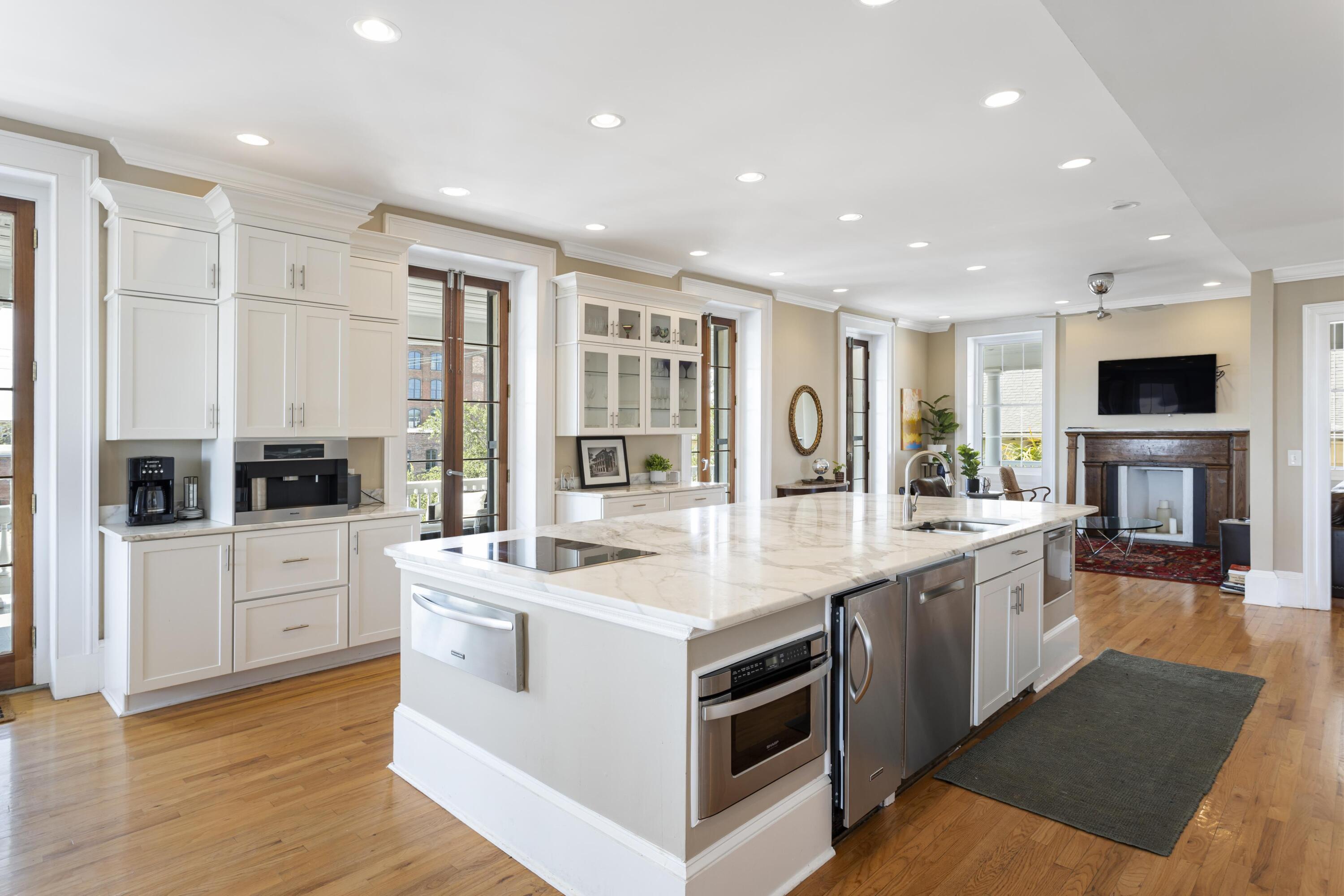 729 East Bay Street Charleston, SC 29403 - Photo 12 of 55 729 E Bay