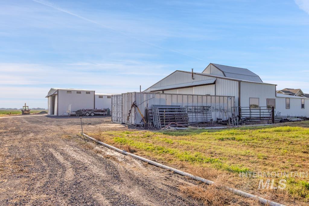 2530 4000 North Filer, ID 83328 - Photo 32 of 48 View of pole building