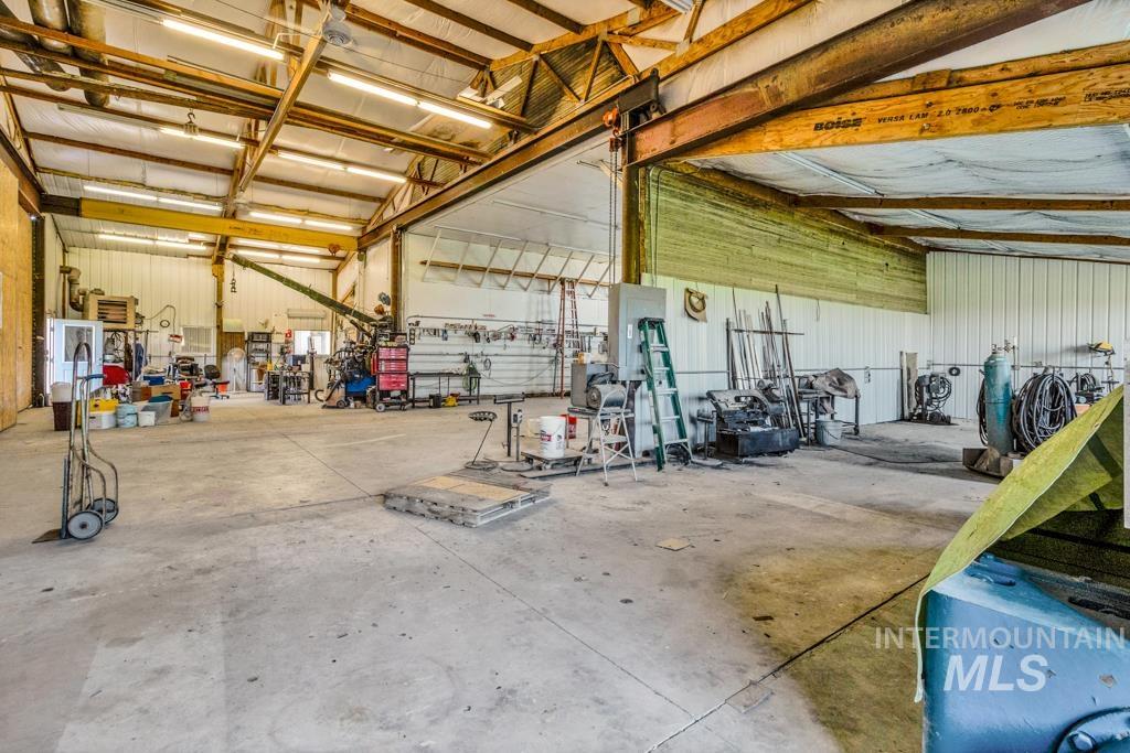 2530 4000 North Filer, ID 83328 - Photo 35 of 48 Garage featuring electric panel and metal wall