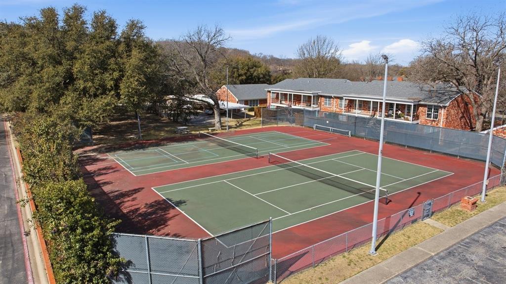 907 Roaring Springs Road Fort Worth, TX 76114 - Photo 26 of 27