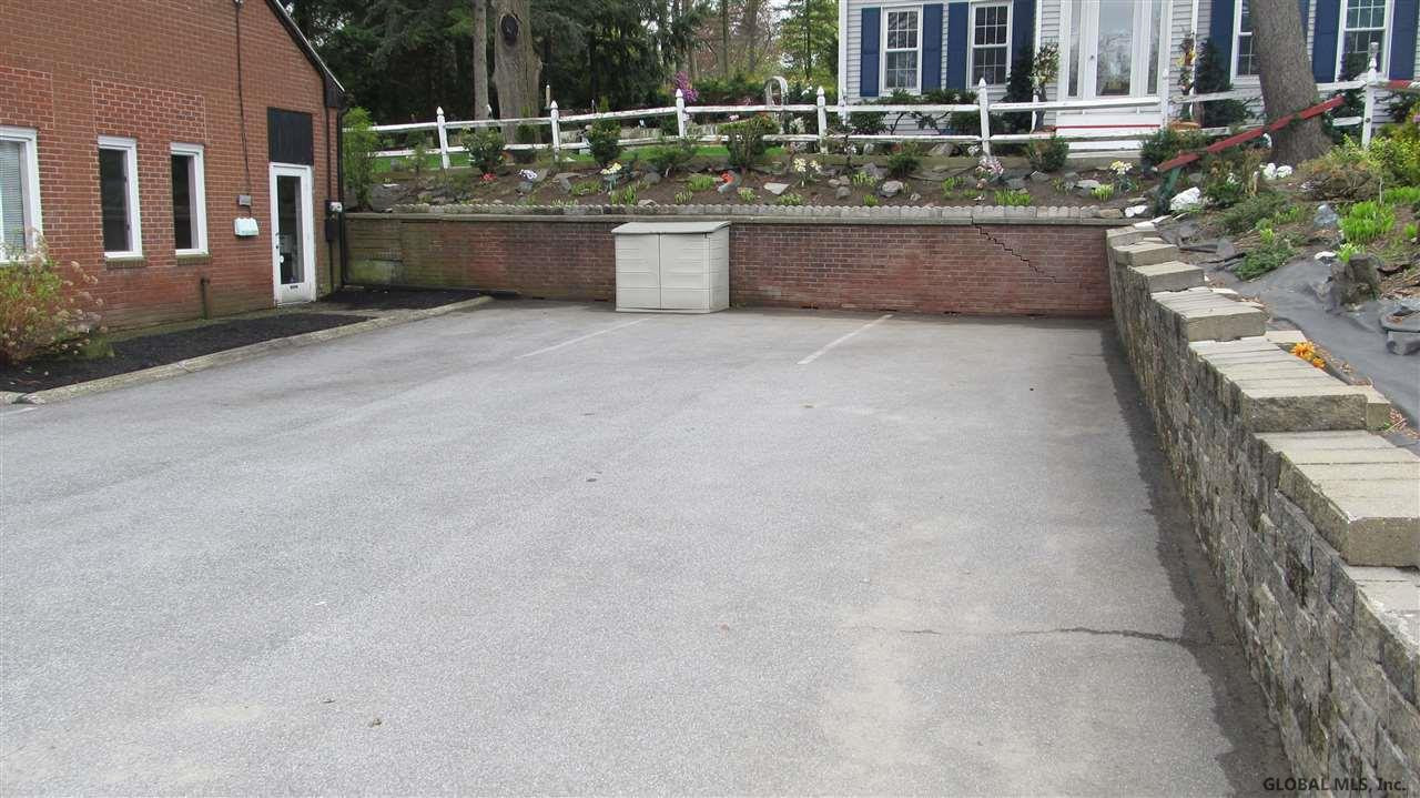 428 Loudon Road Colonie, NY 12211 - Photo 3 of 4 Photo 3