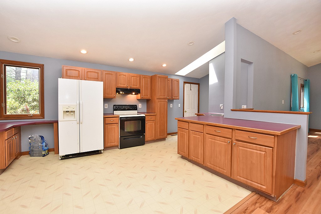 44 Town Farm Road Coventry, RI 02816 - Photo 3 of 7
