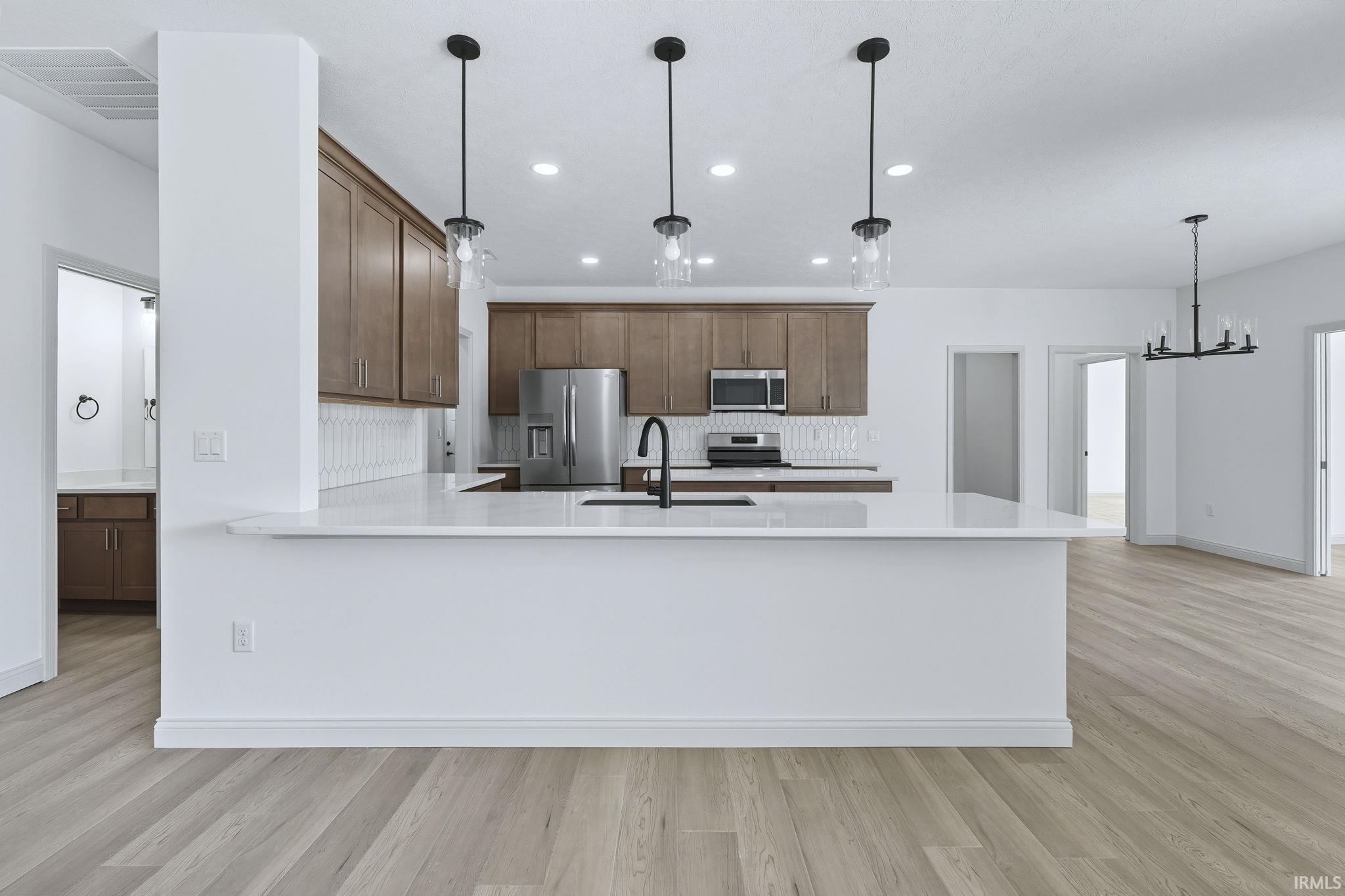 964 East 400 South Bringhurst, IN 46913 - Photo 12 of 36