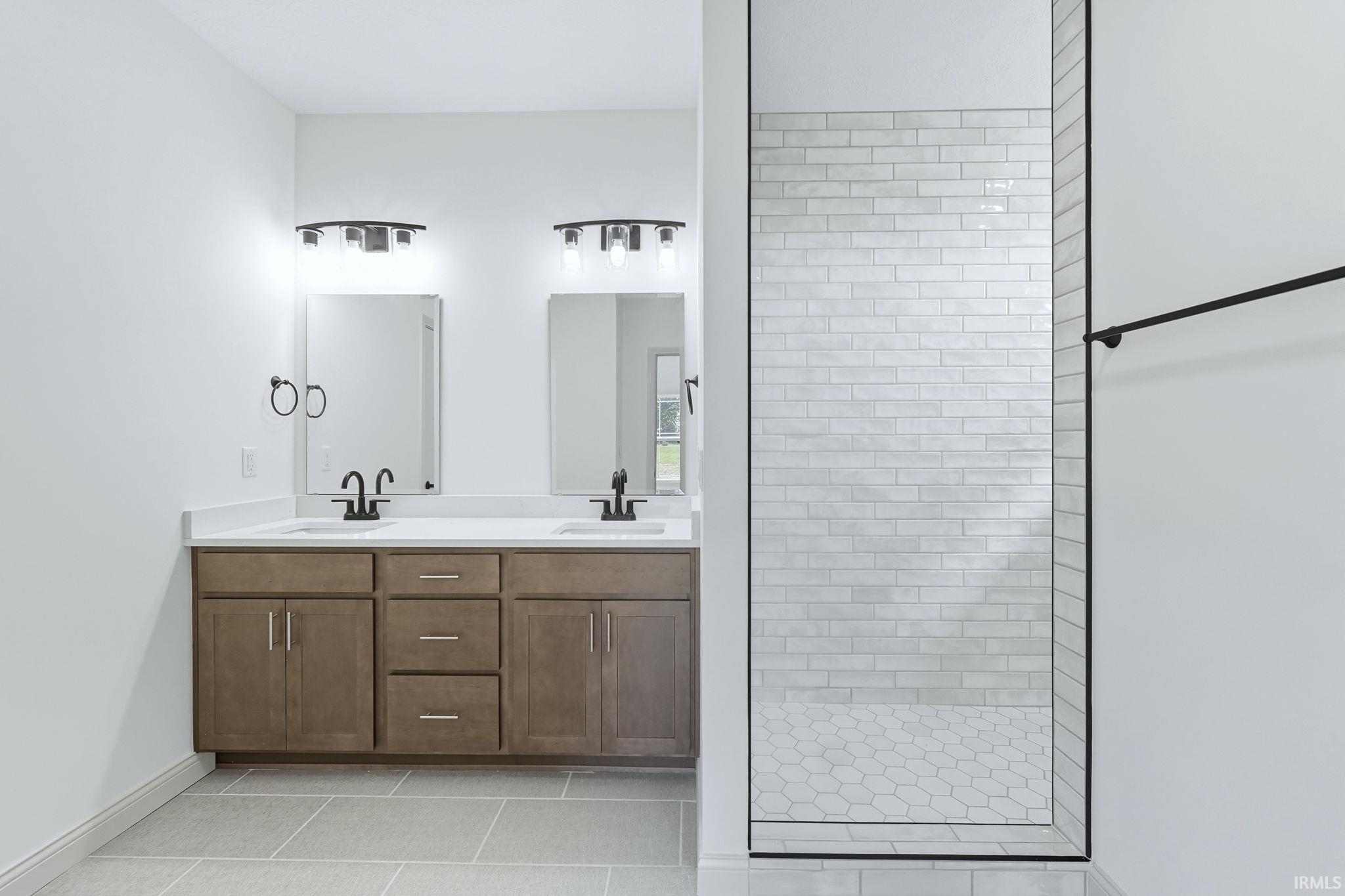 964 East 400 South Bringhurst, IN 46913 - Photo 27 of 36