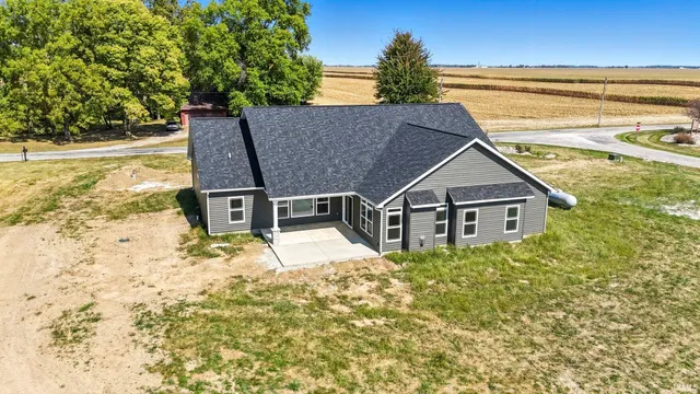 $499,900 | 964 East 400 South, Bringhurst, IN 46913