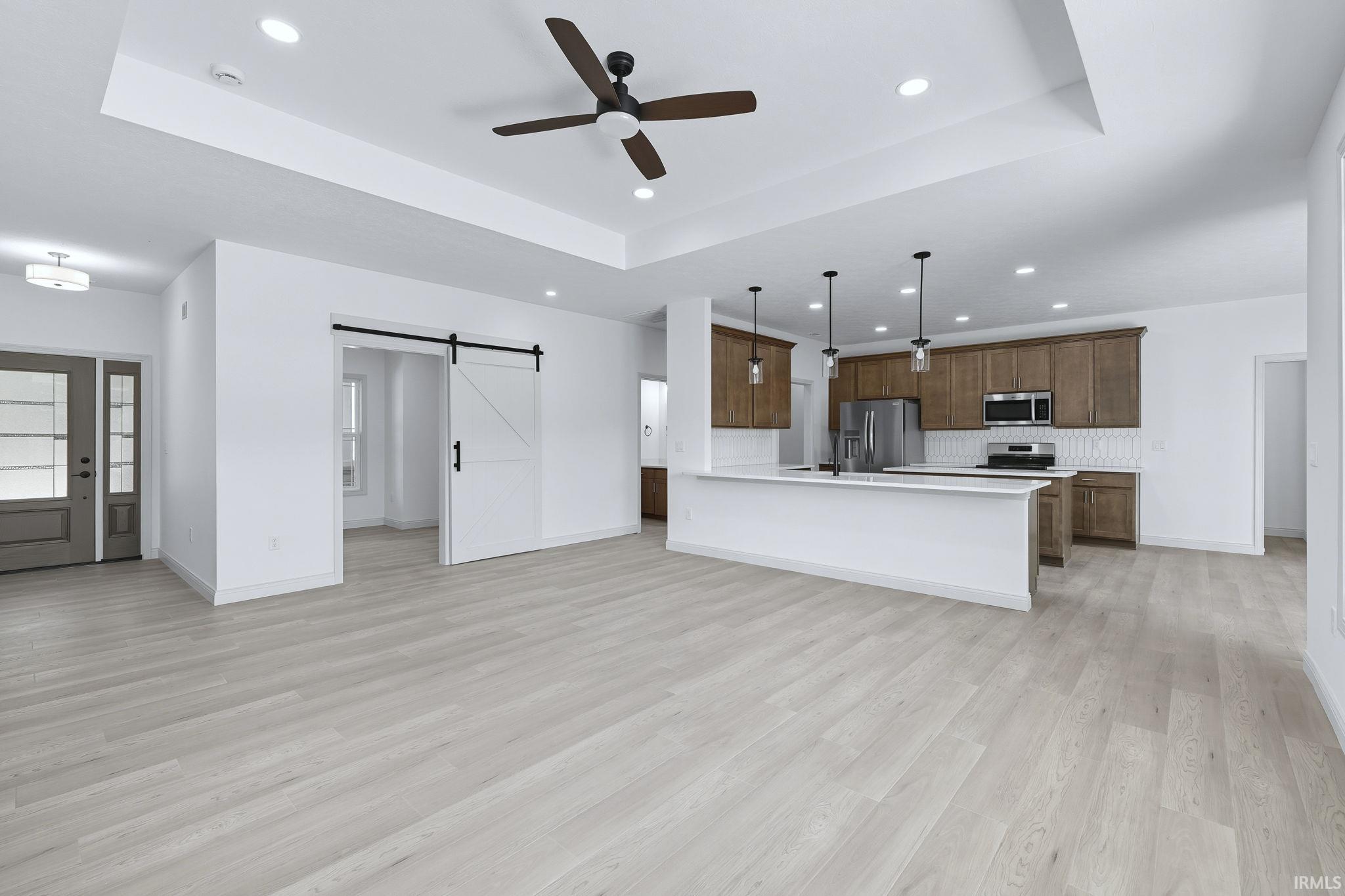 964 East 400 South Bringhurst, IN 46913 - Photo 8 of 36