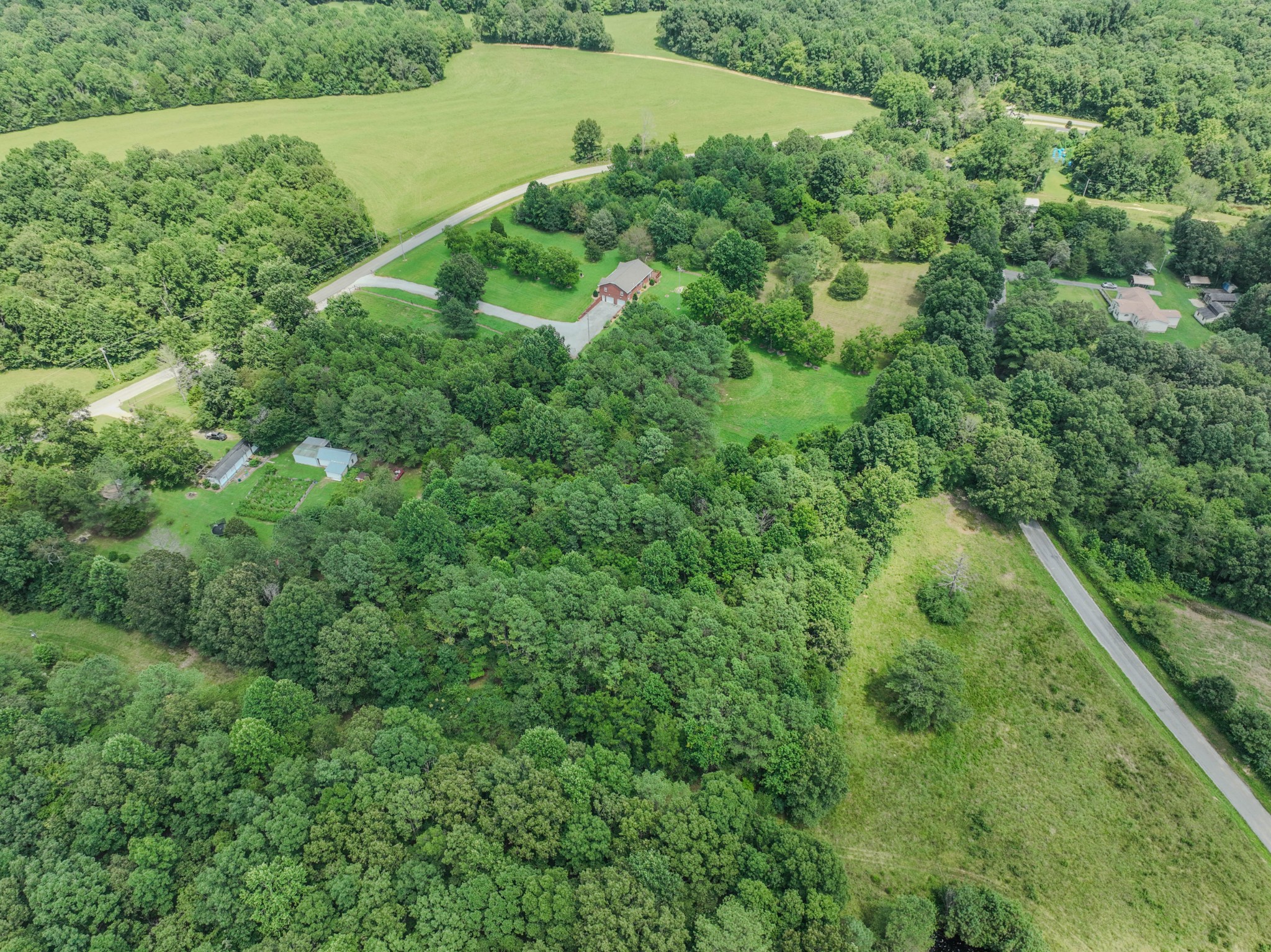 2545 Fall River Road Leoma, TN 38468 - Photo 16 of 71