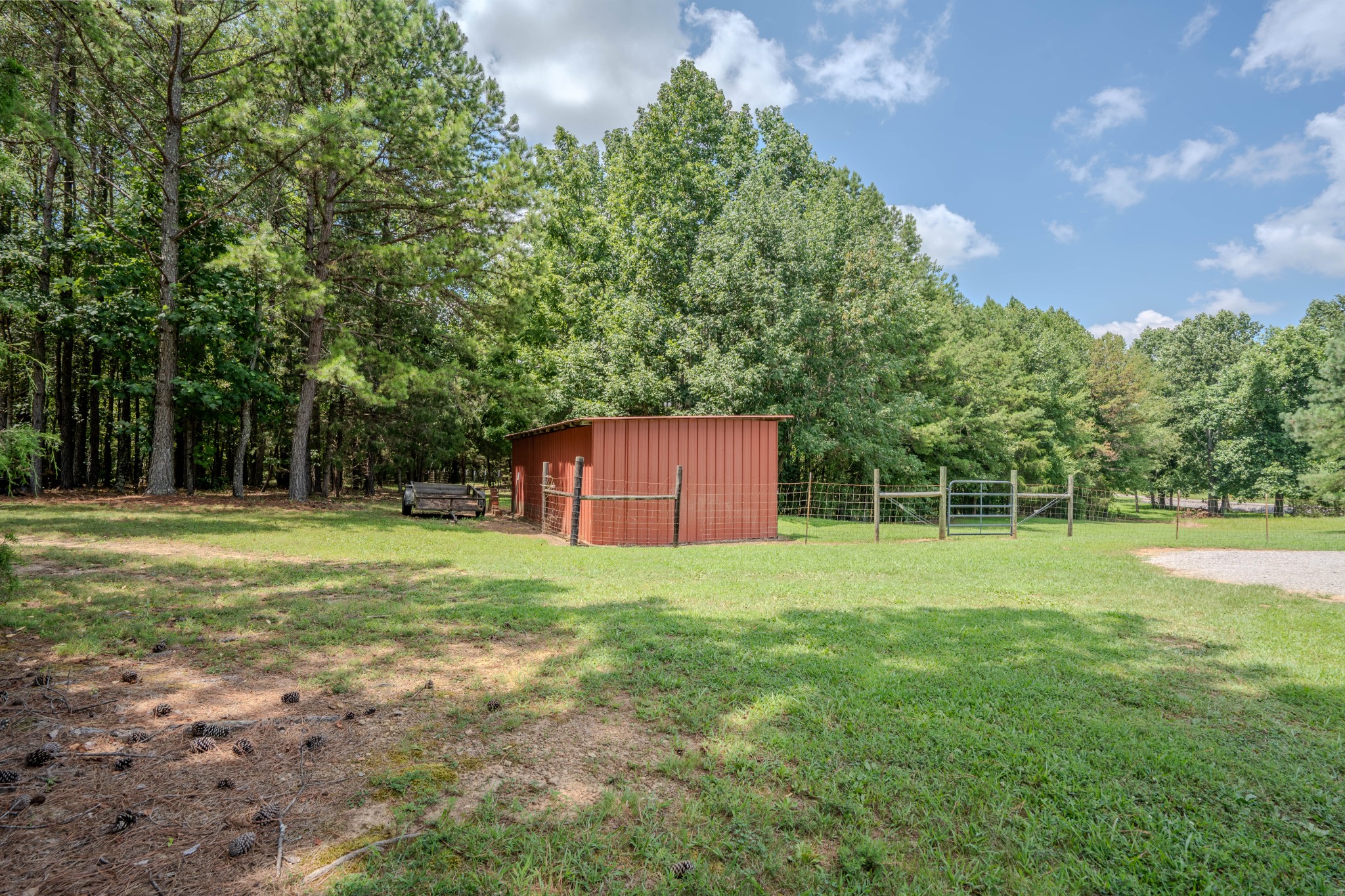 2545 Fall River Road Leoma, TN 38468 - Photo 31 of 71