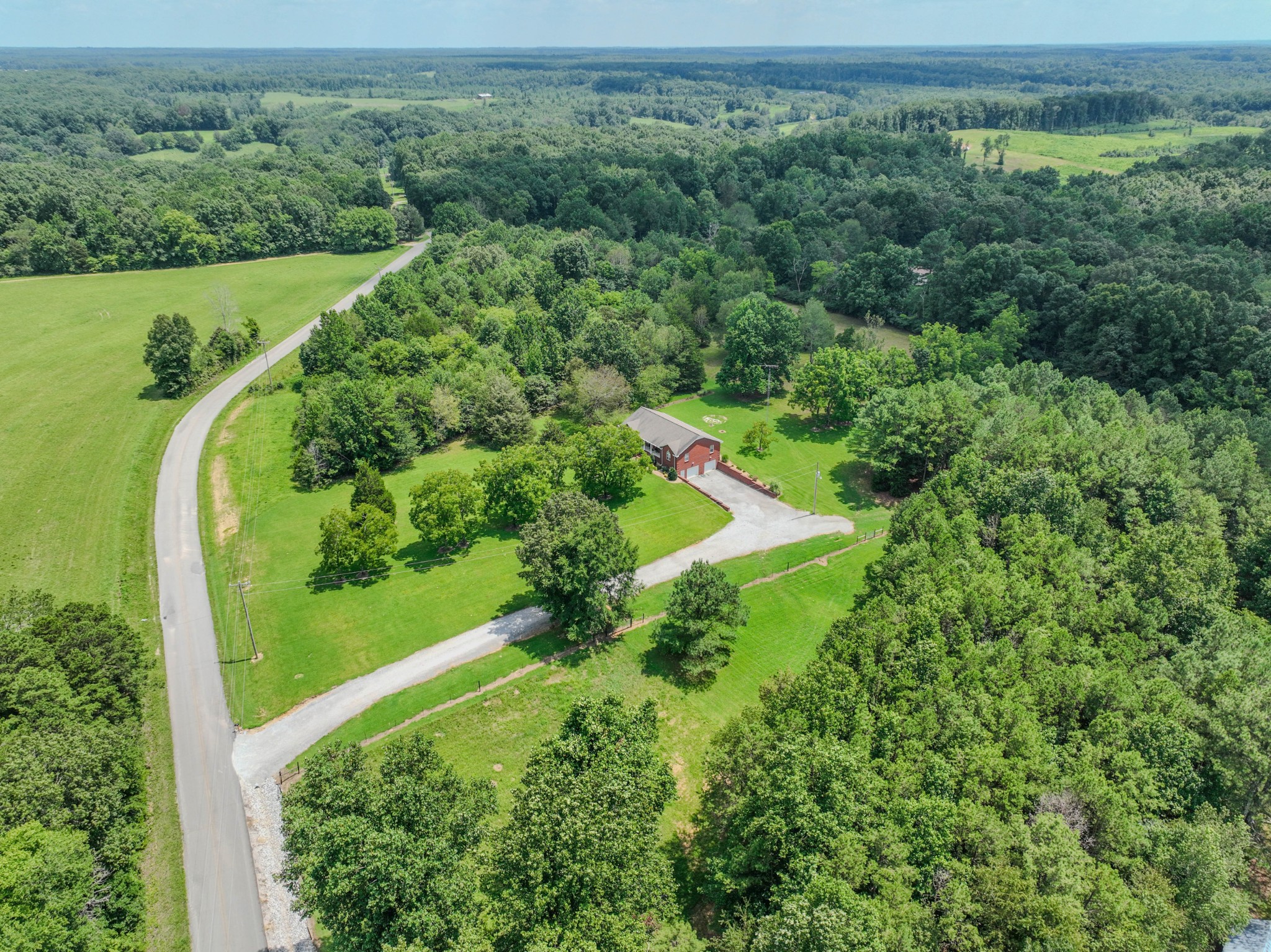 2545 Fall River Road Leoma, TN 38468 - Photo 8 of 71