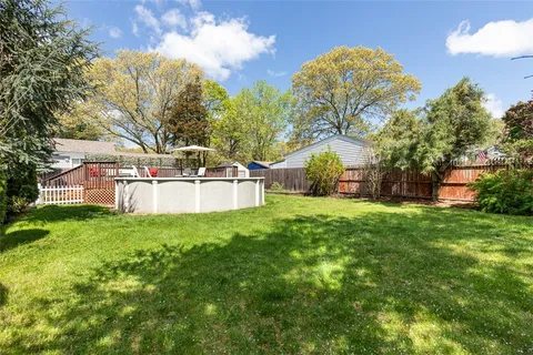 $399,000 | 109 Pinegrove Avenue, Warwick, RI 02889