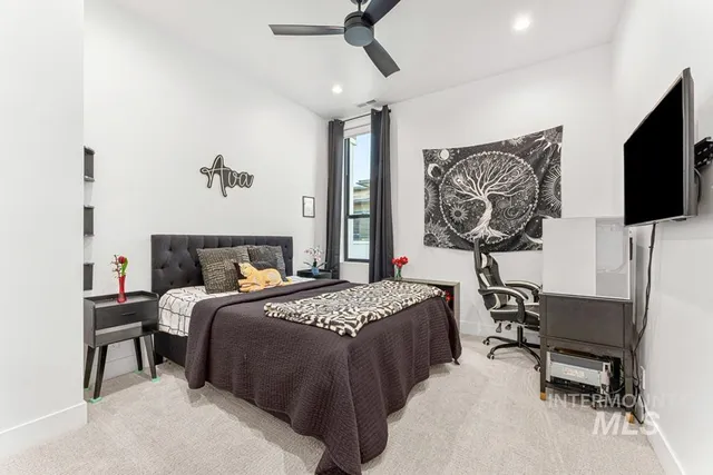 $948,000 | 2142 East Granite Cove Lane, Eagle, ID 83616