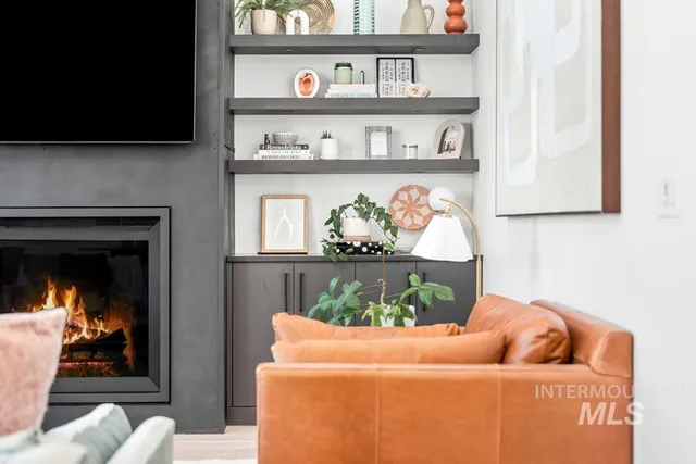 $948,000 | 2142 East Granite Cove Lane, Eagle, ID 83616