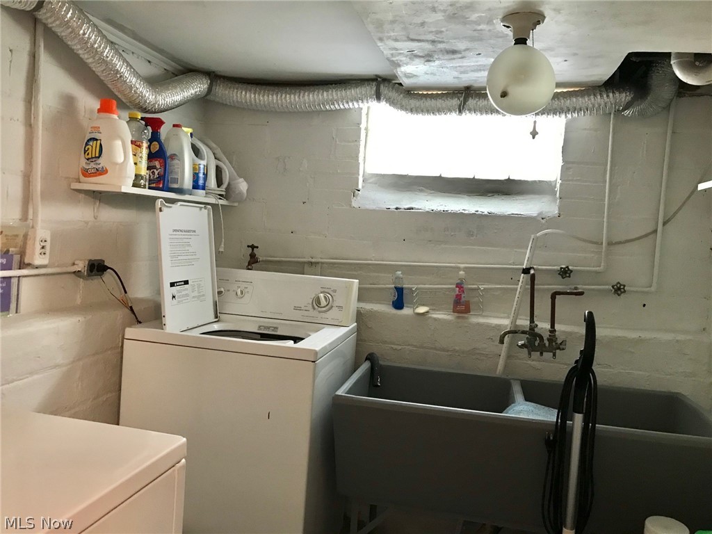 4548 Liberty Road Cleveland, OH 44121 - Photo 17 of 22