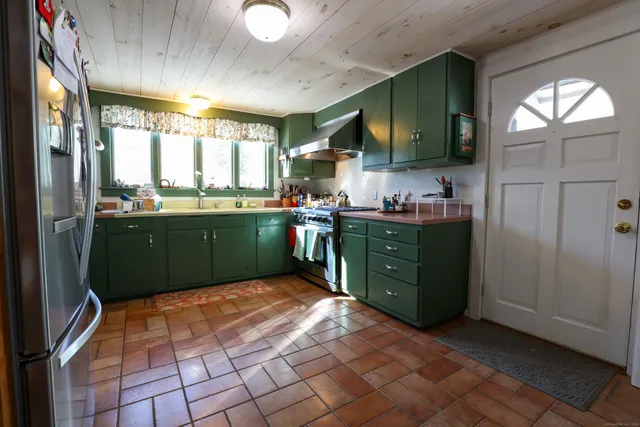 $6,000 | 25 Sandstrom Road, Washington, CT 06777