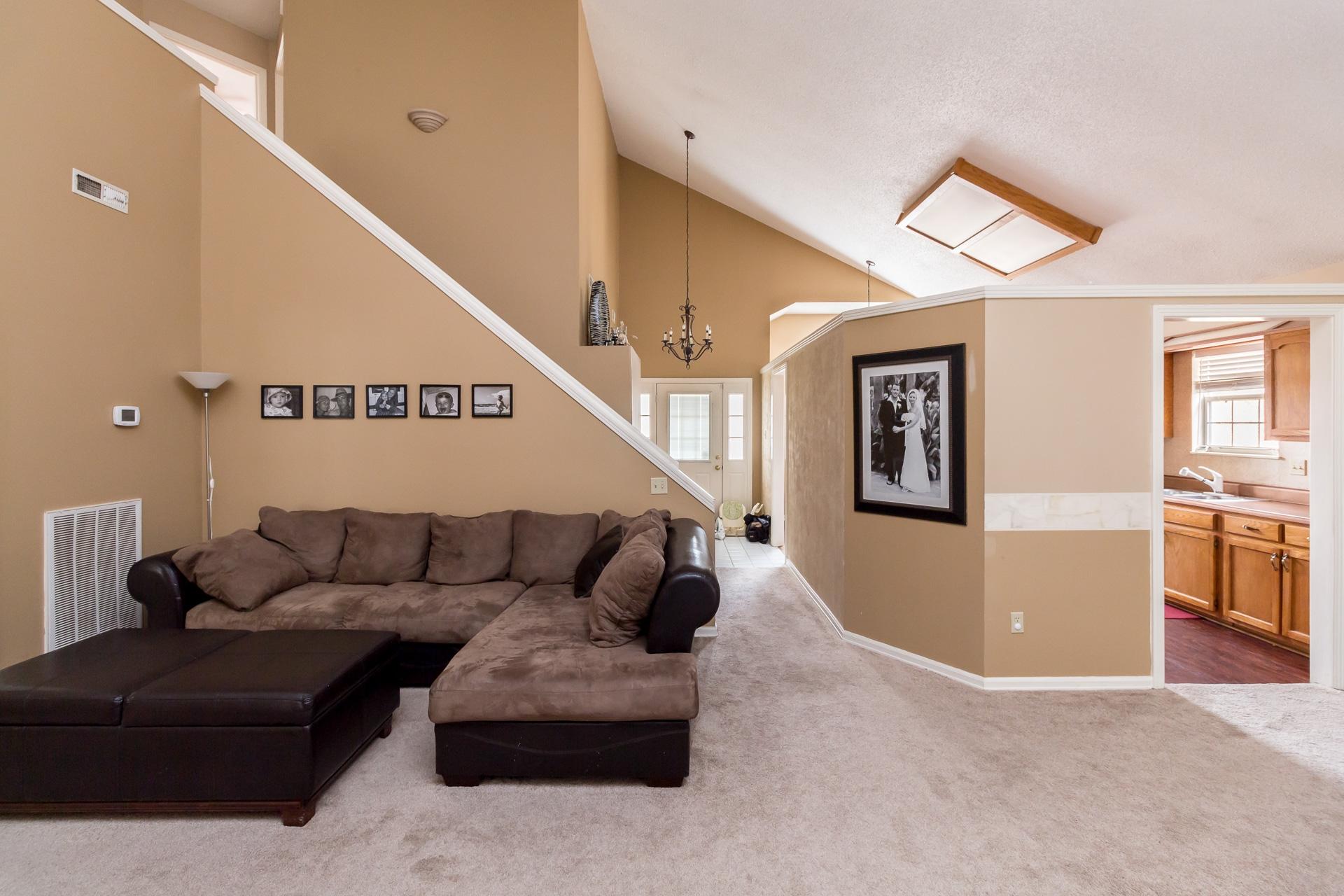 115 Tiffany Place Oak Ridge, TN 37830 - Photo 9 of 26 Living Room (6)