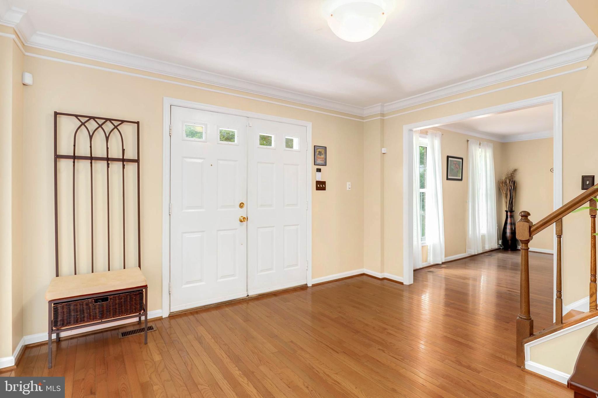 10157 Wavell Road Fairfax, VA 22032 - Photo 4 of 60 Gallery Image 4
