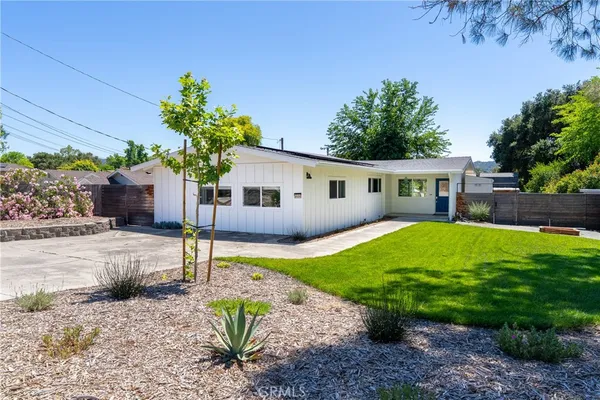 $860,000 | 9606 Atascadero Avenue, Atascadero, CA 93422