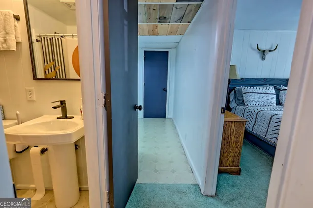 $290,000 | 41 Mike Foster Lane, Clayton, GA 30525