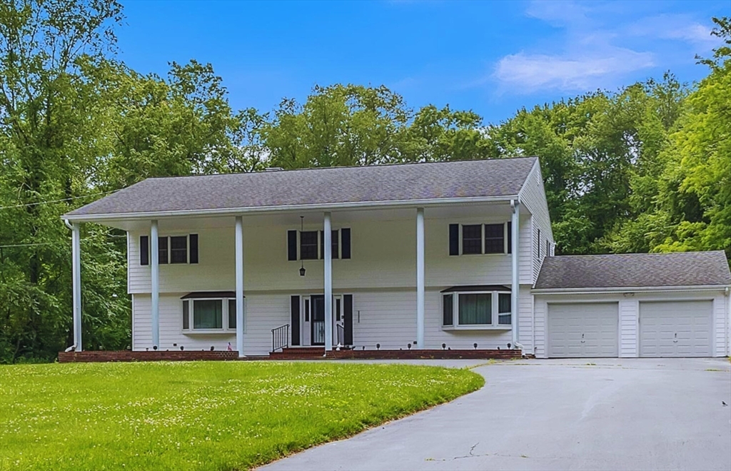 37 Colonial Way Rehoboth, MA 02769 - Photo 1 of 22 Gallery Image 1