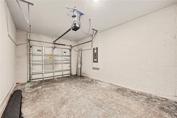$284,990 | 9742 Venetian Square, Vero Beach, FL 32966