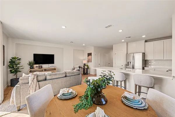 $284,990 | 9742 Venetian Square, Vero Beach, FL 32966