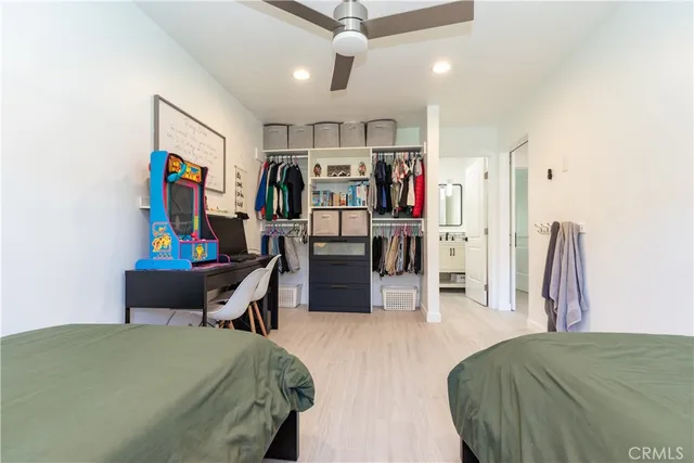 $679,000 | 14802 Newport Avenue, Unit 18C, Tustin, CA 92780