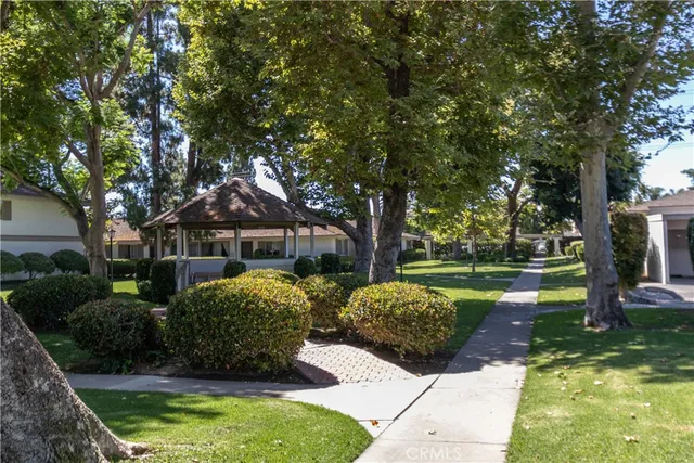 $679,000 | 14802 Newport Avenue, Unit 18C, Tustin, CA 92780