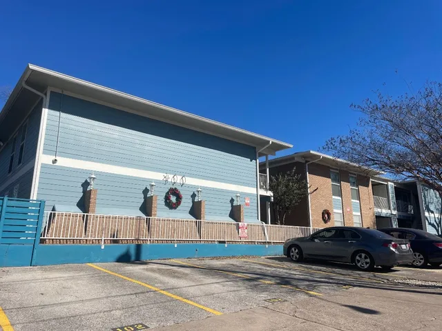 $1,250 | 400 West 35th Street, Unit 203, Austin, TX 78705