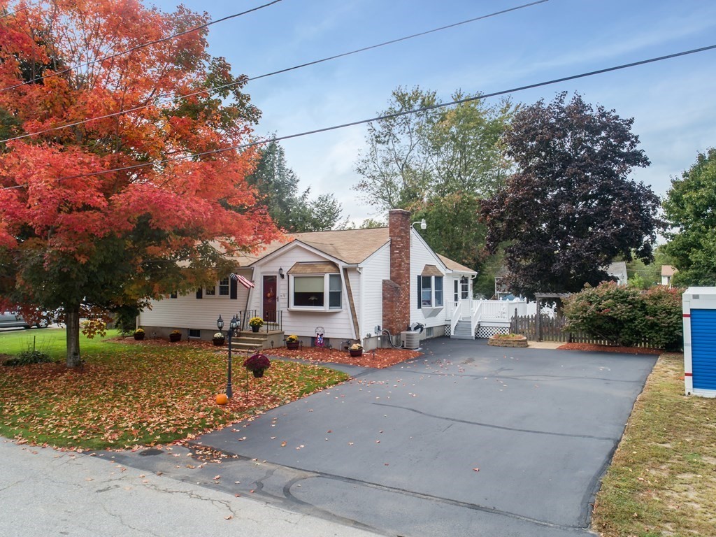 10 Plainfield Road Pepperell, MA 01463 - Photo 1 of 41